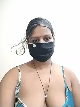 Snapshot of ankita077 chatting on July 2026 12:33:02 PM ankita077 online show from July 2026 12:33:02 PM
