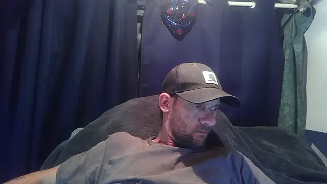 Snapshot of CharmedMoment62 chatting on March 2026 04:36:01 AM CharmedMoment62 online show from March 2026 04:36:01 AM