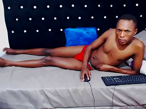 Snapshot of NtandoXx chatting on April 2026 12:14:02 PM NtandoXx online show from April 2026 12:14:02 PM