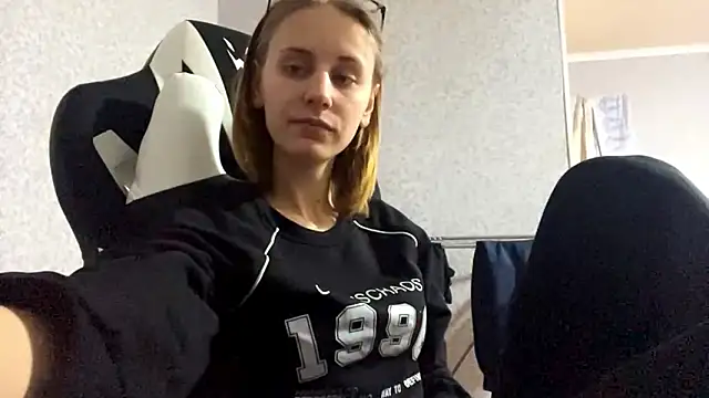 Sweety Burger online show from February 2026 04:14:01 PM