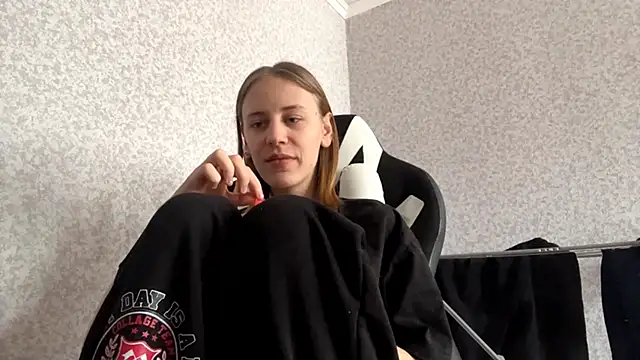 Sweety Burger online show from February 2026 12:04:01 PM