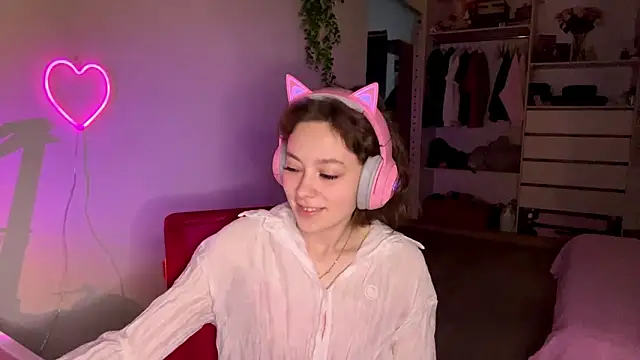 Snapshot of SlunkRear chatting on February 2026 10:10:02 PM SlunkRear online show from February 2026 10:10:02 PM