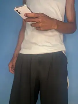 mondacuo3000 online show from April 2026 06:28:01 PM