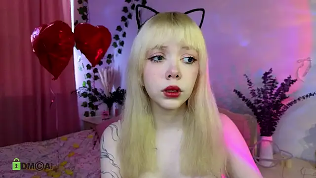 Rochelle kitty online show from April 2026 12:28:01 PM