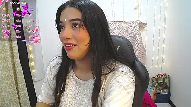 Snapshot of Sita_Nair chatting on May 2026 12:31:02 PM Sita Nair online show from May 2026 12:31:02 PM