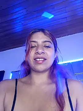 Snapshot of lunabloom2 chatting on March 2026 01:17:02 PM lunabloom2 online show from March 2026 01:17:02 PM