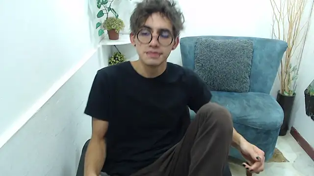 AaronBeer  online show from February 2026 11:54:02 AM