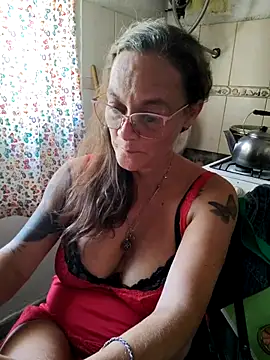 Nanybeach online show from February 2026 06:28:01 PM