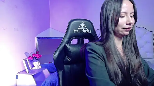 Snapshot of Mei_hells chatting on February 2026 08:39:01 PM Mei hells online show from February 2026 08:39:01 PM