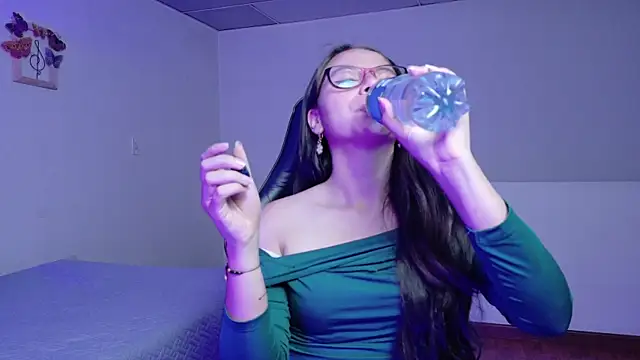 Mei hells online show from March 2026 11:38:01 PM