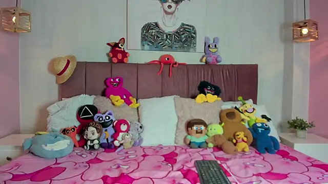 emma wilder  online show from February 2026 08:10:02 PM