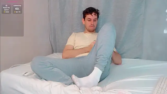 Snapshot of Luc_7 chatting on February 2026 04:29:01 PM Luc 7 online show from February 2026 04:29:01 PM