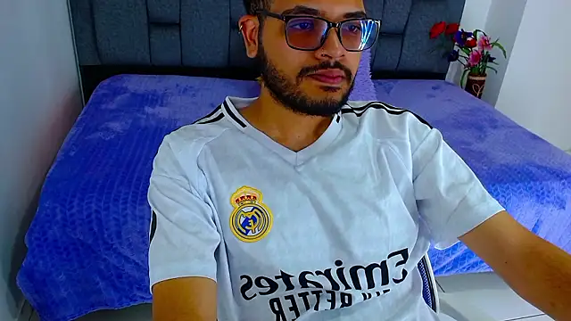 Snapshot of J_black_ chatting on February 2026 08:54:01 PM J black online show from February 2026 08:54:01 PM