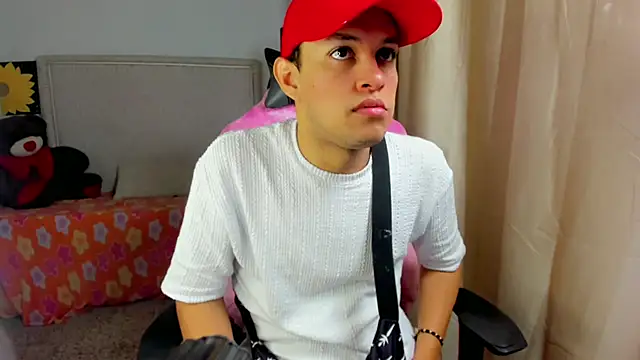 Top and bottom online show from April 2026 09:13:01 PM