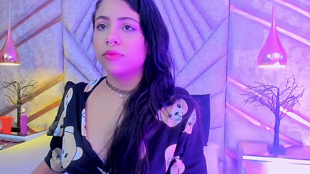 CloheBell online show from March 2026 10:06:01 PM