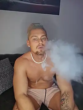 Snapshot of EddyRise- chatting on February 2026 08:26:02 PM EddyRise- online show from February 2026 08:26:02 PM