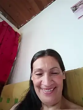 Layla Zaid online show from March 2026 04:21:02 PM