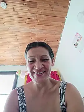 Layla Zaid online show from May 2026 03:41:02 PM