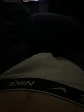 kingXqueenXX online show from April 2026 01:47:01 AM