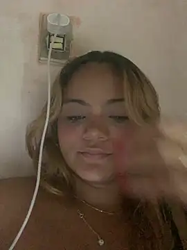 Snapshot of ayla0881 chatting on February 2026 06:53:02 PM ayla0881 online show from February 2026 06:53:02 PM