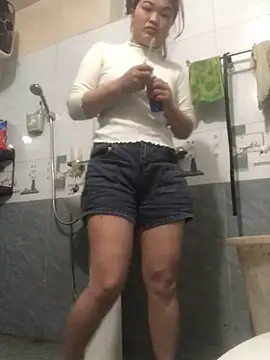 Snapshot of newbaby1 chatting on February 2026 10:50:01 PM newbaby1 online show from February 2026 10:50:01 PM