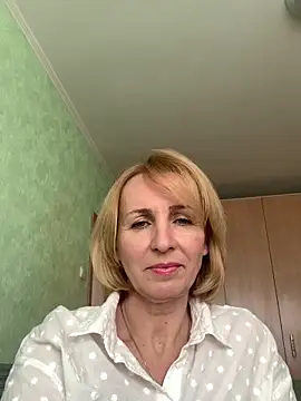 VeltaMur975 online show from February 2026 10:00:01 AM