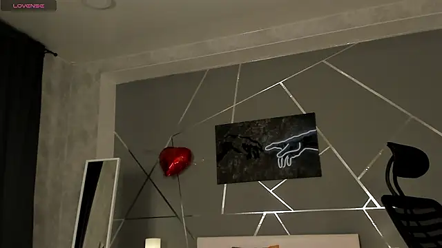 naomi reiss online show from March 2026 11:40:01 PM