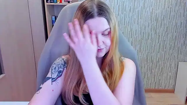 AnitaXVine online show from April 2026 01:41:01 PM