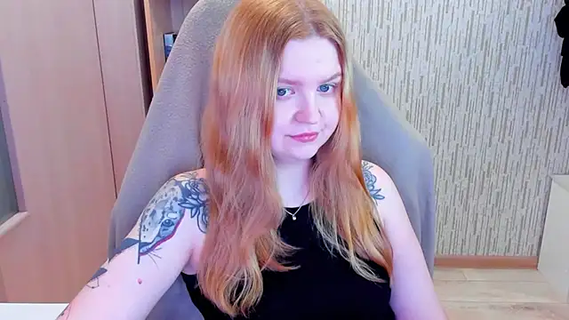 AnitaXVine online show from April 2026 06:16:01 PM