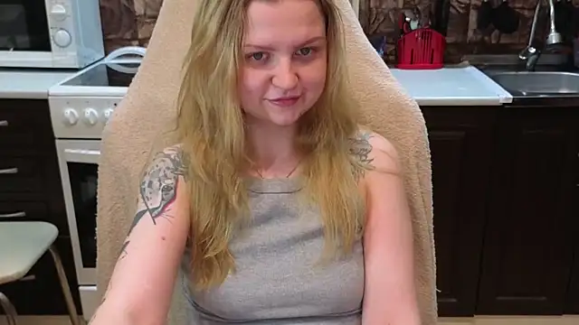 AnitaXVine online show from June 2026 09:04:01 PM