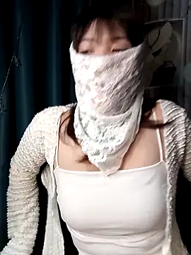 Girl-crazy1 online show from April 2026 03:28:01 PM