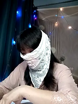 Girl-crazy1 online show from April 2026 06:03:01 PM