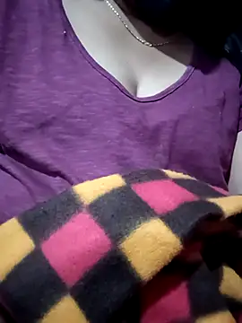 Snapshot of Mnra43 chatting on February 2026 09:00:02 PM Mnra43 online show from February 2026 09:00:02 PM