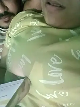 Desiyoungcouple15 online show from February 2026 04:36:02 PM