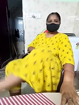 Snapshot of Joyti_07 chatting on April 2026 10:10:01 AM Joyti 07 online show from April 2026 10:10:01 AM