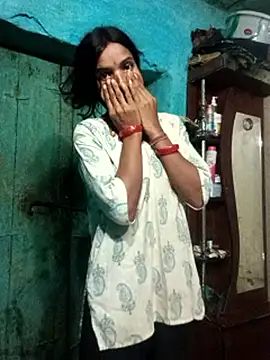 Snapshot of Desi_Couple_P chatting on May 2026 02:53:01 AM Desi Couple P online show from May 2026 02:53:01 AM