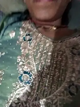 Snapshot of Desi_Couple_P chatting on June 2026 11:33:02 PM Desi Couple P online show from June 2026 11:33:02 PM