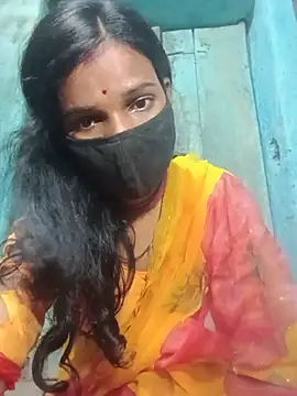 Snapshot of Desi_Couple_P chatting on June 2026 01:28:02 AM Desi Couple P online show from June 2026 01:28:02 AM