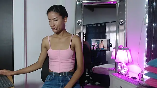 mailyn gold online show from April 2026 11:47:02 AM