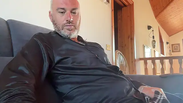 marcovik1 online show from April 2026 07:30:01 AM