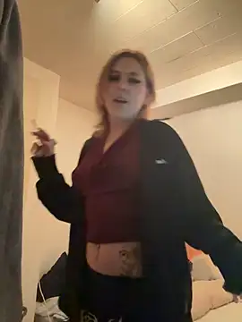 Milli-Kiss online show from April 2026 07:14:01 PM