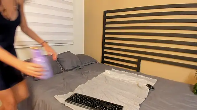 Tamia 25 online show from February 2026 12:01:02 PM