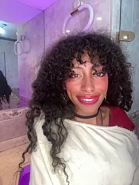 Snapshot of Tamia_25 chatting on May 2026 08:37:01 PM Tamia 25 online show from May 2026 08:37:01 PM