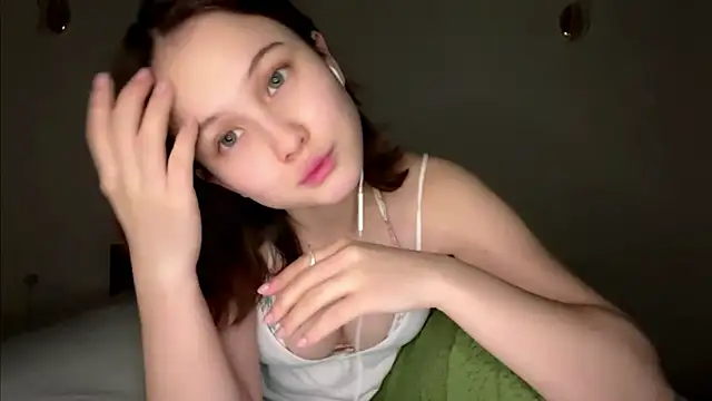 Snapshot of TrueViva chatting on July 2026 05:15:02 PM TrueViva online show from July 2026 05:15:02 PM