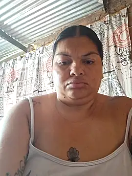 Snapshot of Juli_Powl chatting on June 2026 12:29:02 PM Juli Powl online show from June 2026 12:29:02 PM