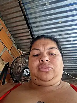 Snapshot of Juli_Powl chatting on June 2026 01:04:02 PM Juli Powl online show from June 2026 01:04:02 PM