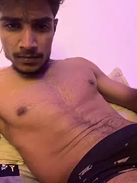 Snapshot of kaushikhotty chatting on May 2026 08:25:01 PM kaushikhotty online show from May 2026 08:25:01 PM