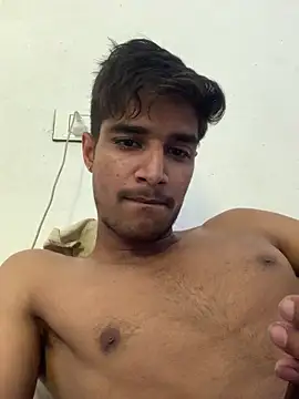 Snapshot of kaushikhotty chatting on May 2026 09:03:02 AM kaushikhotty online show from May 2026 09:03:02 AM