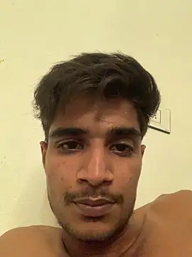 Snapshot of kaushikhotty chatting on May 2026 08:39:01 PM kaushikhotty online show from May 2026 08:39:01 PM