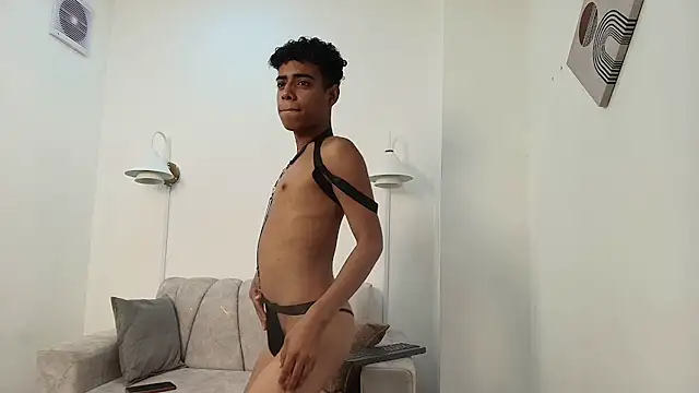 alexx cum18 online show from June 2026 05:33:02 PM